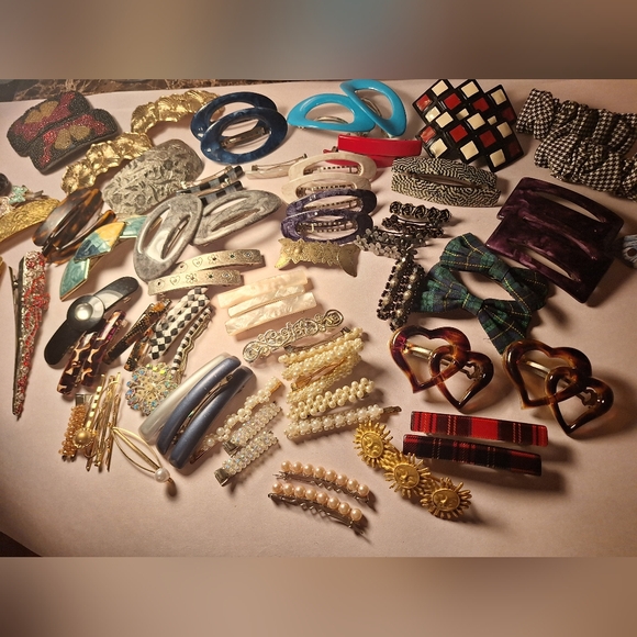 vintage Accessories - 88 LOT VINTAGE TO NOW HAIR Clips & BARRETTES Some Made in FRANCE Whimsical plaid